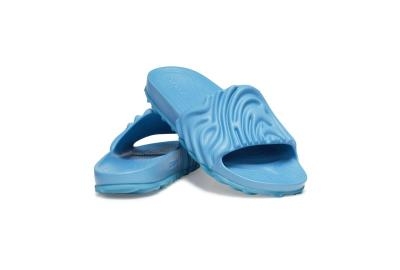 Crocs Pollex Slides by Salehe Bembury "Tashmoo Blue" (2,890 THB) | Online Raffle Via. Carnival Application