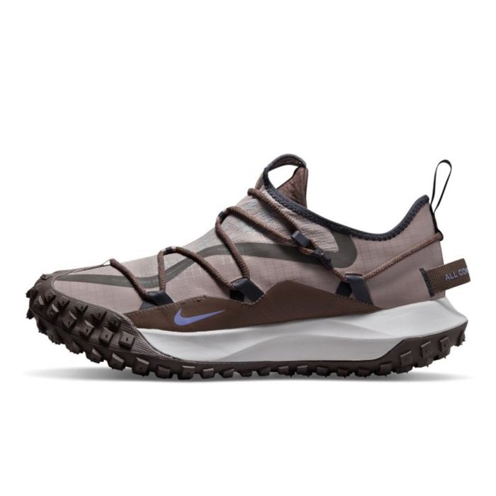 nike acg mountain fly low se