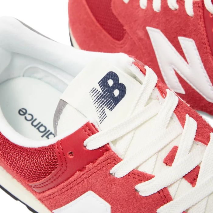 new balance picnic running sneaker